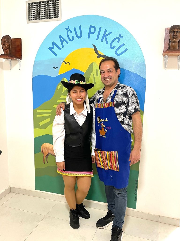CHEFF-DE-RESTAURANTE-768x1024 'El otro Machu Picchu del Perú', restaurante peruano brilla en  Republica Checa  por su diversidad de sabores y fusiones culturales