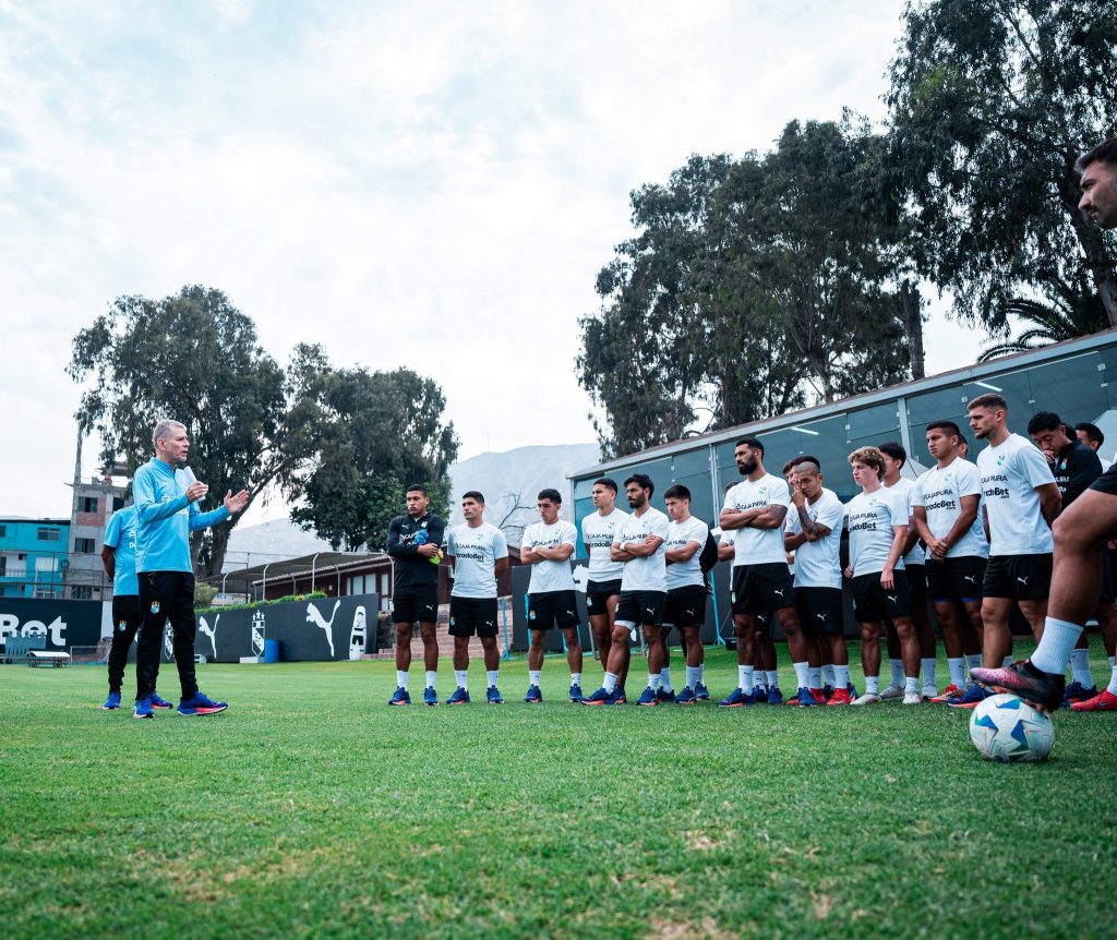 DT-AUTORI-21.04.05-1024x862 Inició la era Autuori en Sporting Cristal