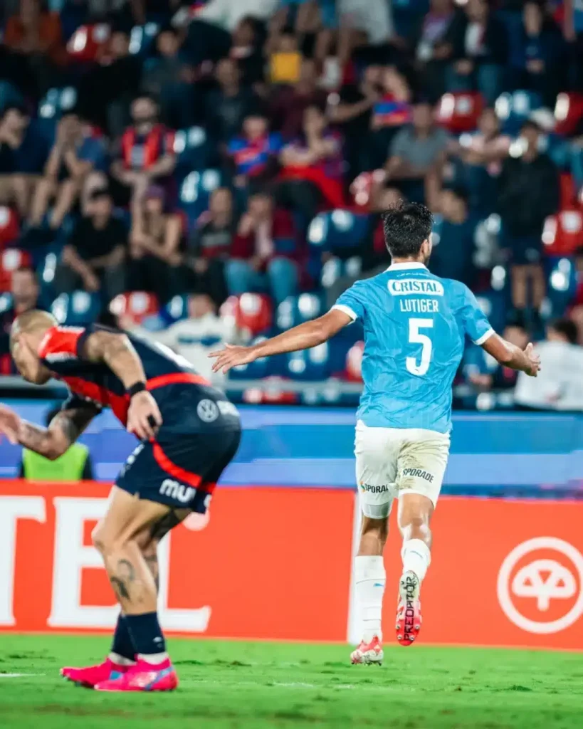 IMG_0165-819x1024 Sporting Cristal vs Cerro Porteño donde ver, posibles formaciones y horarios