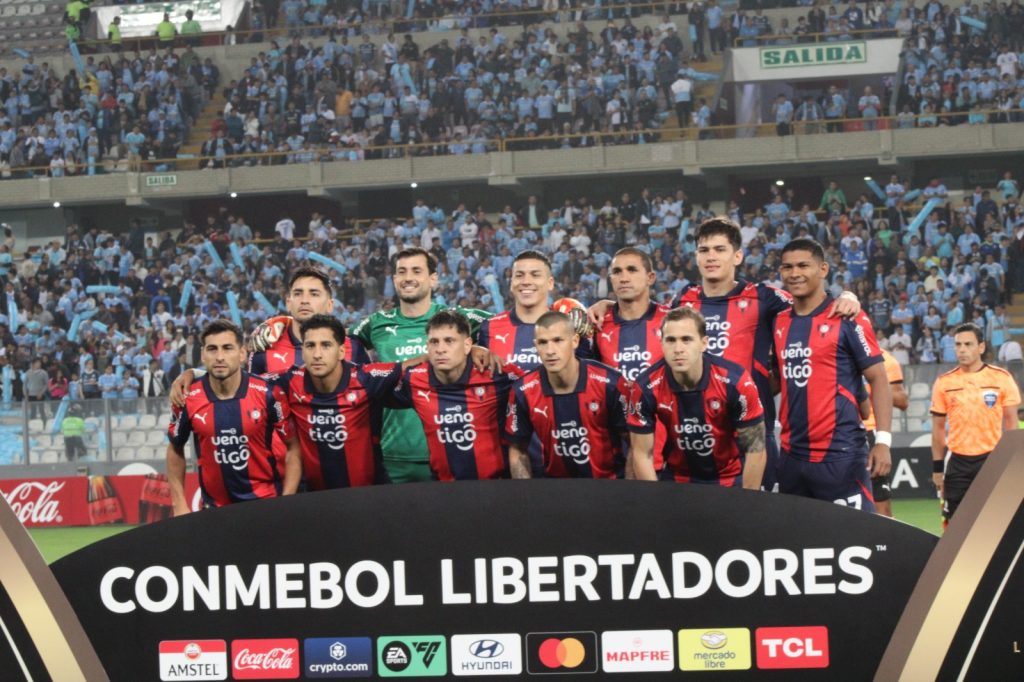 IMG_0182-1024x682 Sporting Cristal cae 1-0 ante Cerro Porteño en un Nacional colmado y la barra celeste no deja de alentar