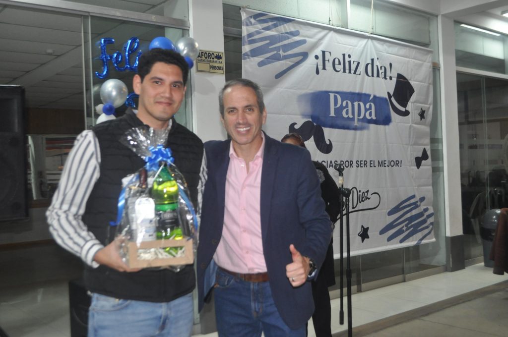 11-1024x680 San Borja celebró el Día del Padre con una tarde inolvidable de música, baile y unión vecinal