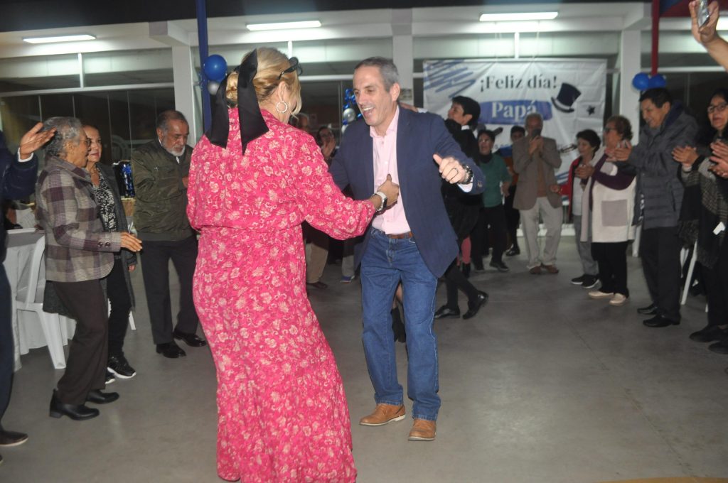 15-1024x680 San Borja celebró el Día del Padre con una tarde inolvidable de música, baile y unión vecinal