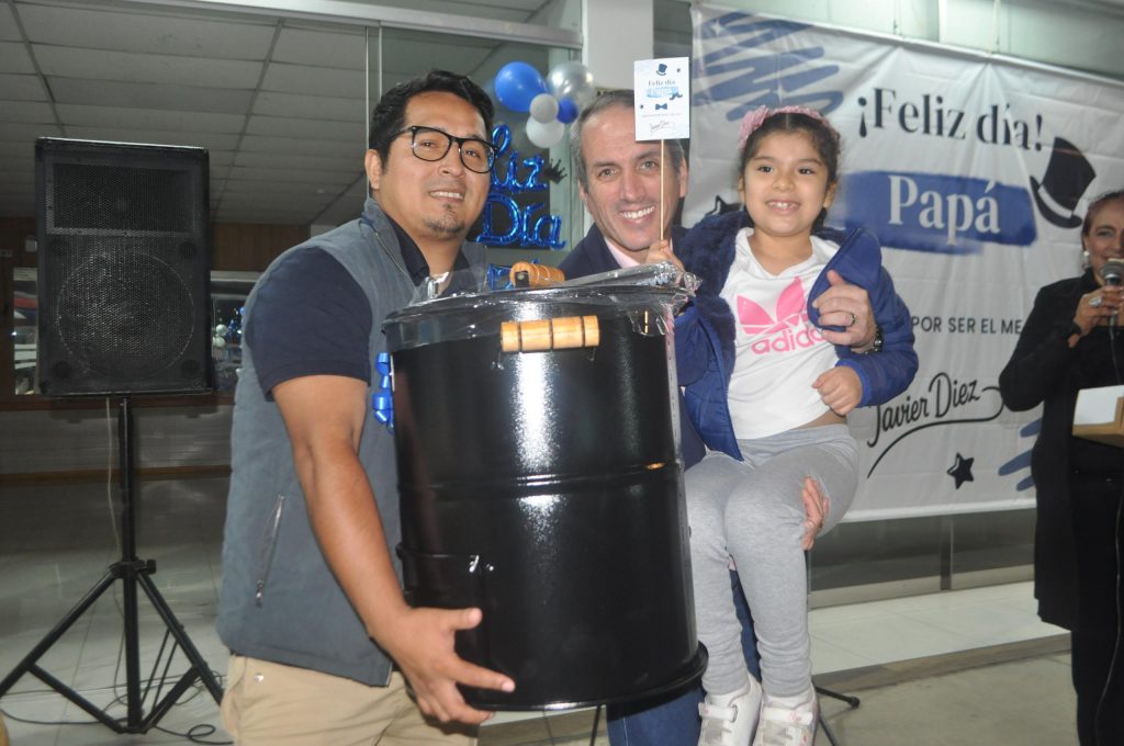 20-1024x680 San Borja celebró el Día del Padre con una tarde inolvidable de música, baile y unión vecinal