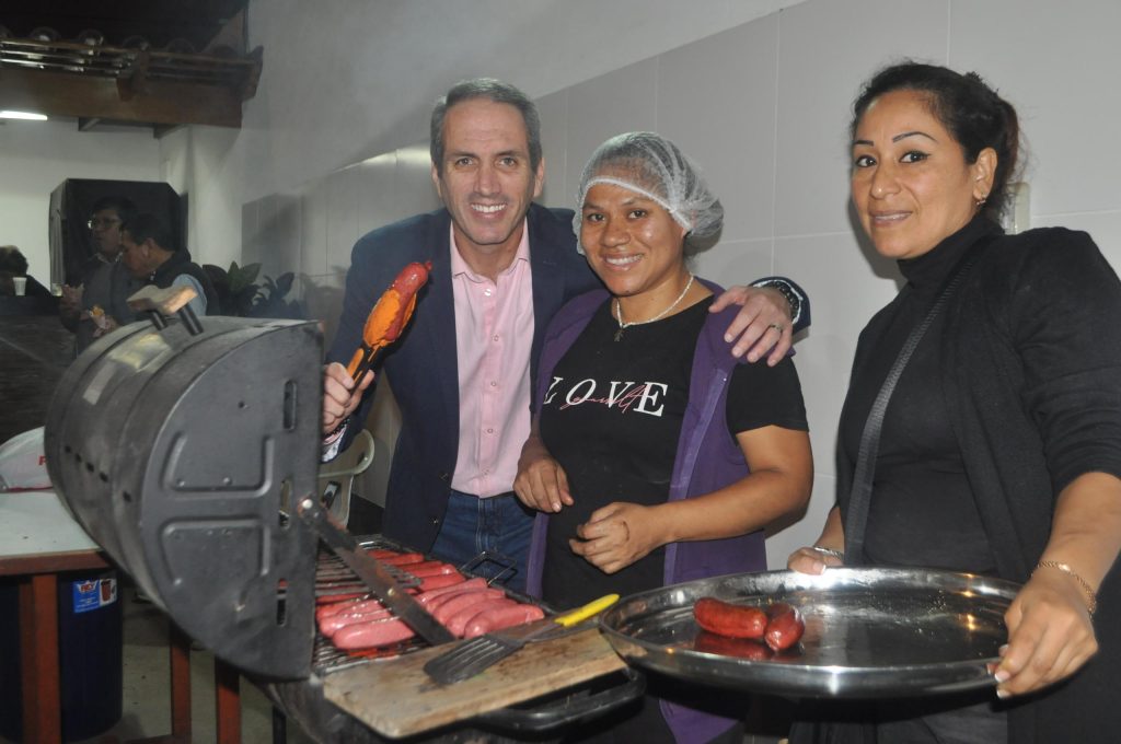 3-1024x680 San Borja celebró el Día del Padre con una tarde inolvidable de música, baile y unión vecinal