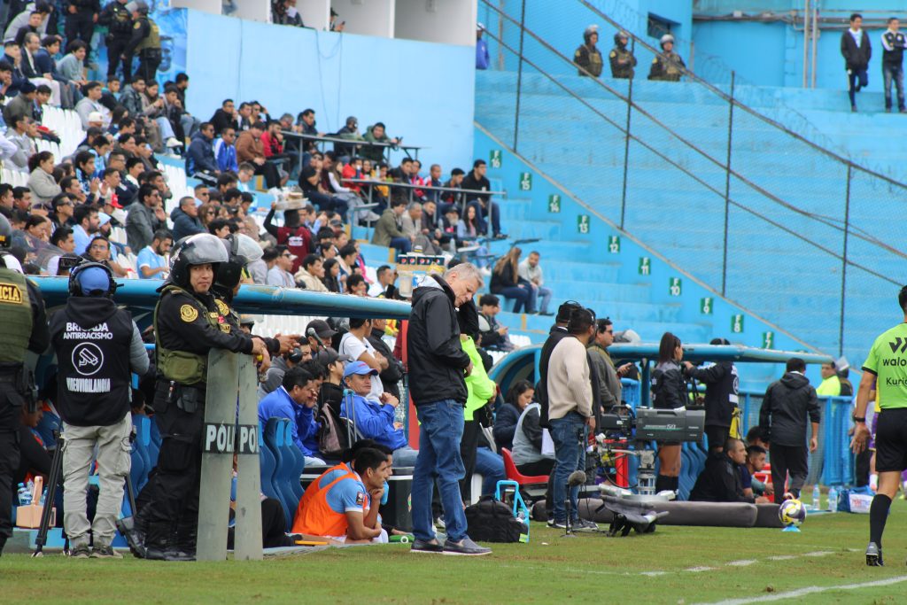 IMG_0399-1024x683 Cristal vence 2-0 a Comerciantes Unidos, pero Autuori no queda conforme