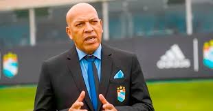 image-4 ⚽ Rímac, tradición e hinchaje: Mosquera defiende el corazón popular de Sporting Cristal