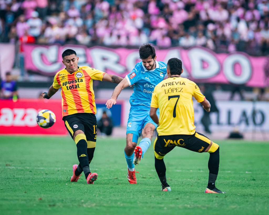 image-99-1024x819 📰 Cristal brilla en el Miguel Grau y extiende a 19 años la imbatibilidad ante Sport Boys