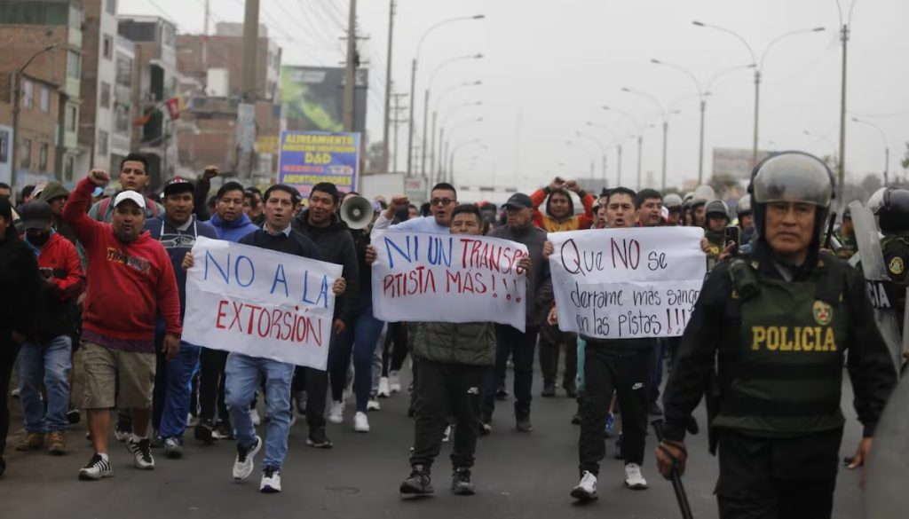 IMG_0728-1024x585 Paro de transportistas en Lima y Callao este 21 de agosto: protesta contra la inseguridad y las extorsiones