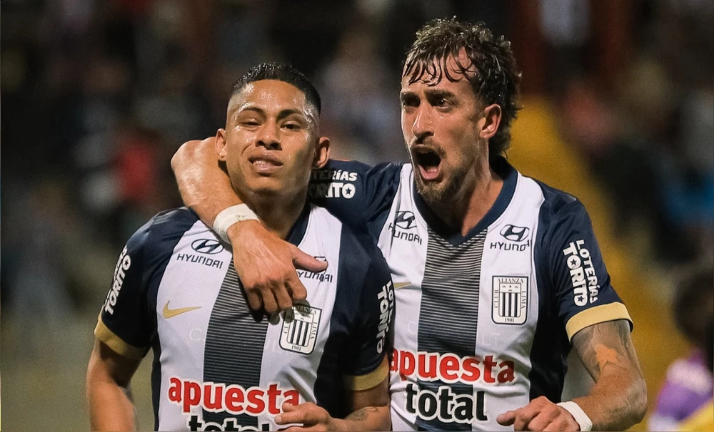 image-2 Alianza Lima remonta en Trujillo y logra su primer triunfo en el Clausura: venció 2-1 a Juan Pablo II