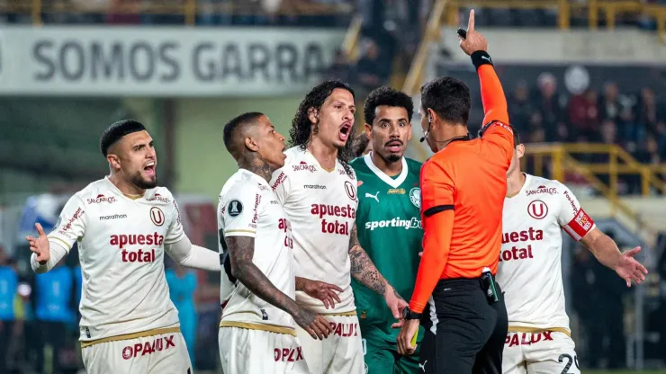 image-59 Universitario: la derrota que se cocinó desde el vestuario