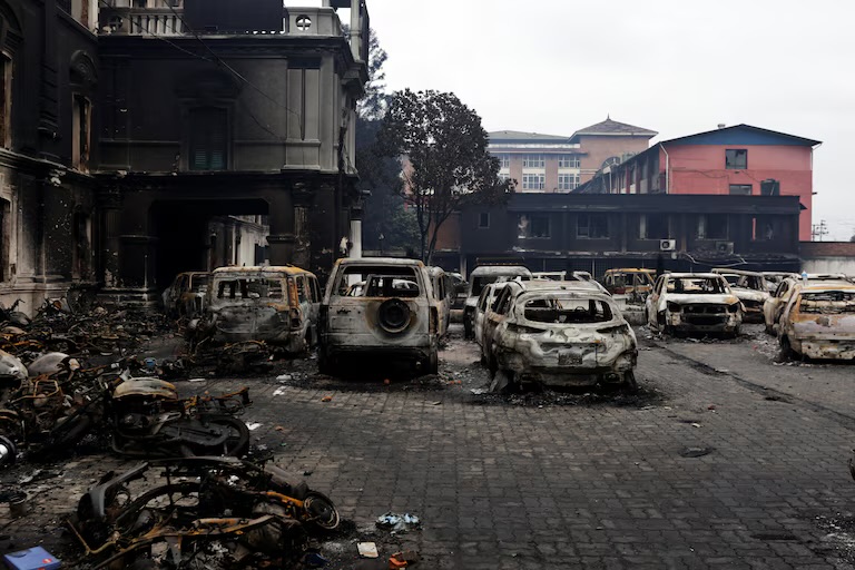 IMG_0811 Nepal en crisis: 51 muertos, miles de reclusos fugados y el ejército en las calles tras la caída del gobierno