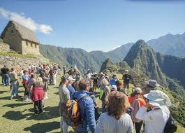 image-42 Machu Picchu en riesgo: la crisis que amenaza su título de Maravilla del Mundo y la economía del Perú