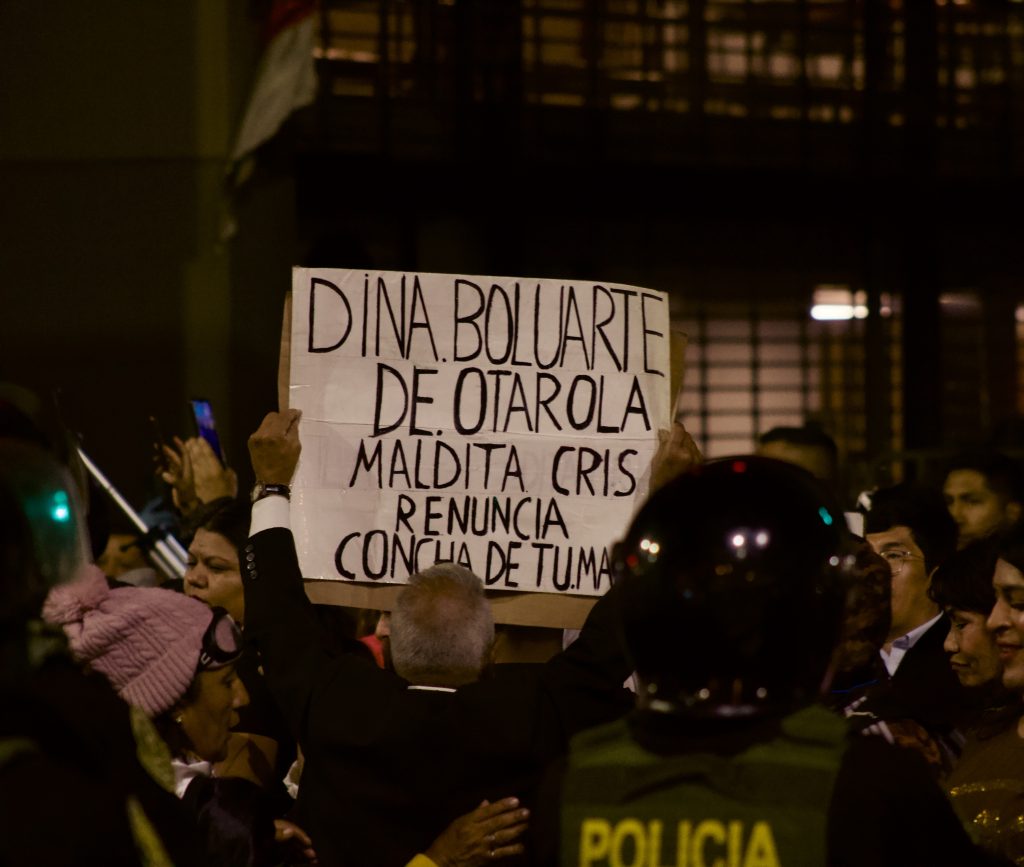 IMG_1078-1024x867 “Apagón de motores”: miles marchan hacia el Congreso en reclamo por la ola de asesinatos y extorsiones
