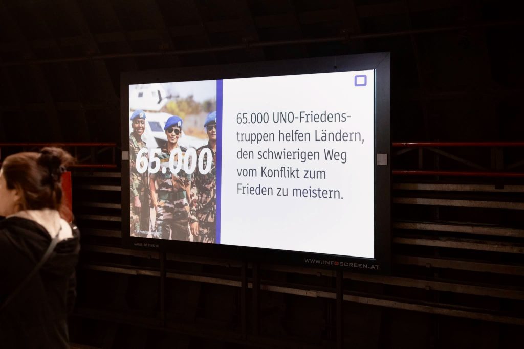 IMG_1354-1024x683 Austria celebra el #UNDay iluminando su transporte público conmemorando los 80 años de la ONU