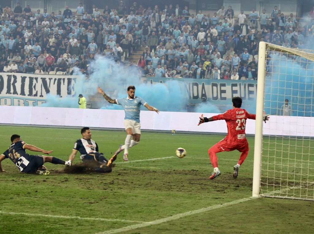 IMG_1886-1024x764 Clásico del Barrio: Empate con Sabor Amargo para Sporting Cristal en el Nacional