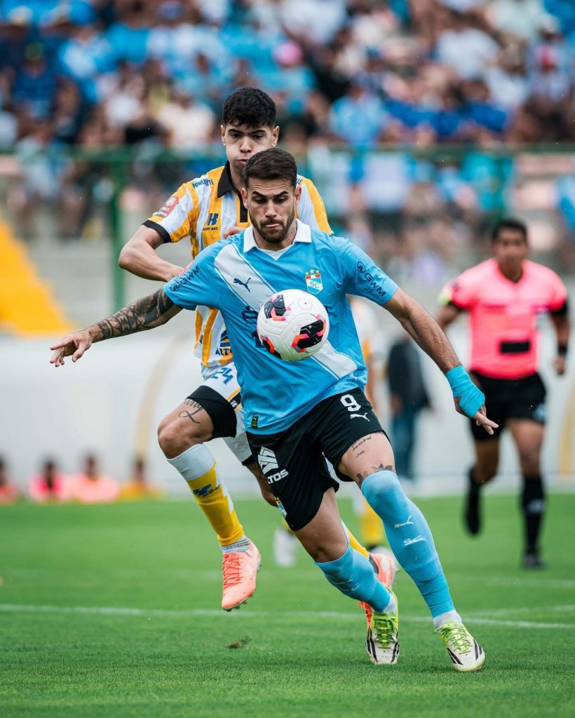 IMG_2713-820x1024 Sporting Cristal se impone 2-0 en la tercera jornada y llega fortalecido a la Libertadores