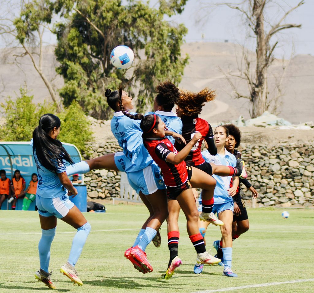 IMG_3115-1024x953 La Florida fue una fiesta: Sporting Cristal debutó con goleada en la Liga Femenina
