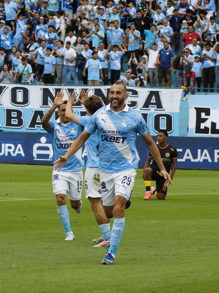 MG_9683-764x1024 Sporting Cristal vuelve al triunfo, pero aún deja dudas en su funcionamiento